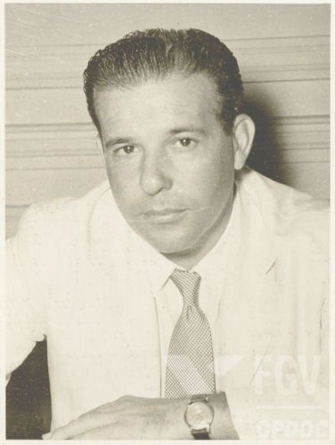 João Goulart foi presidente do Brasil de 1961 e 1964, sendo destituído pelo Golpe Civil-Militar.[1]