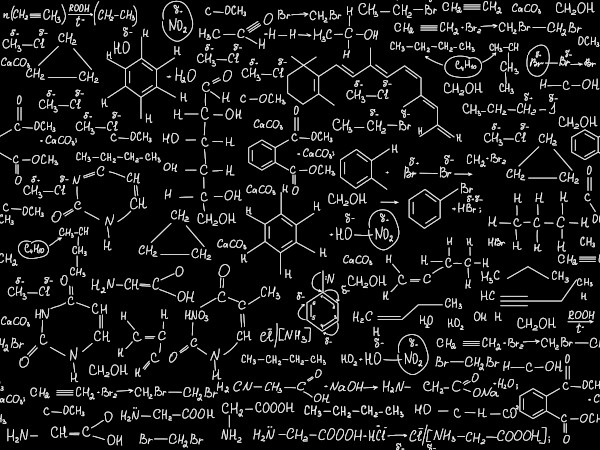 Fórmulas moleculares de compostos orgânicos, incluindo as funções oxigenadas.