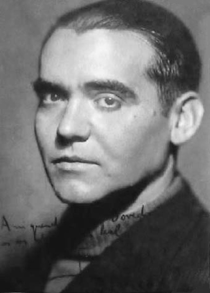 Federico García Lorca, em foto de 1933, dedicada a Xavier Bóveda (1898-1963).