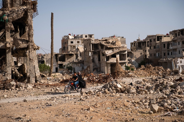  Destruição decorrente da guerra civil na Síria, motivada pela repressão do governo aos protestos da Primavera Árabe.