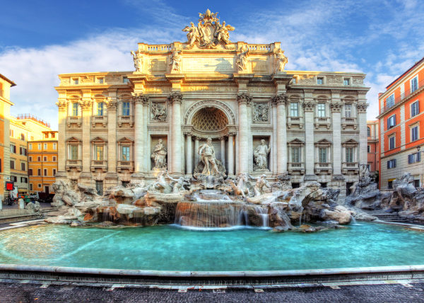 Fontana di Trevi, um dos pontos turísticos mais visitados de Roma.