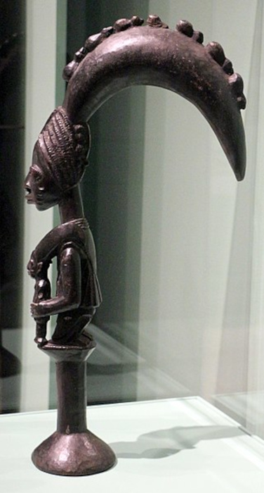 Estátua nigeriana de Exu.