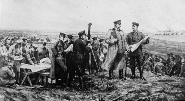 Paul von Hindenburg analisando o campo de batalha da Batalha de Tannenberg antes do confronto.