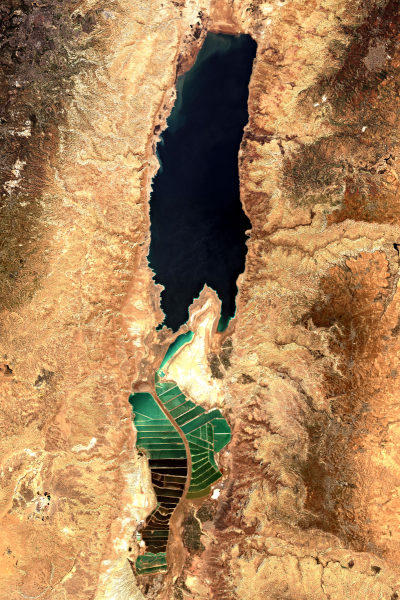 Imagem de satélite do Mar Morto.