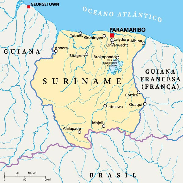 Mapa mostra localização do Suriname e países fronteiriços.