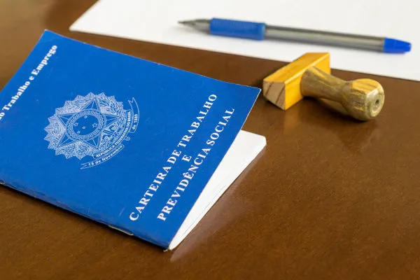 Carteira de trabalho do Brasil