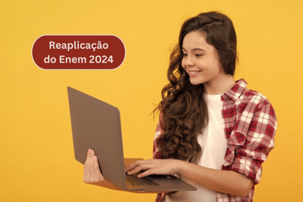 Estudante com cabelos longos olhando no computador. Na imagem, está escrito: reaplicação do Enem 2024