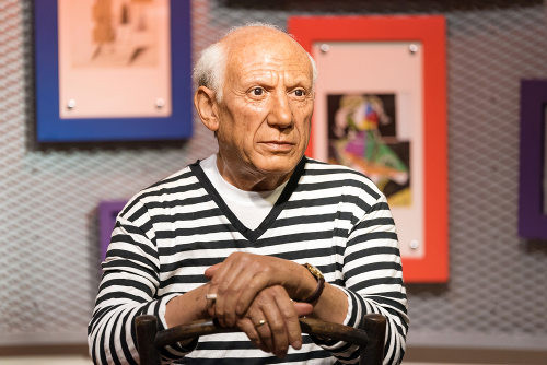 Figura de cera de Pablo Picasso no Museu Madame Tussauds, na Tailândia. [2]