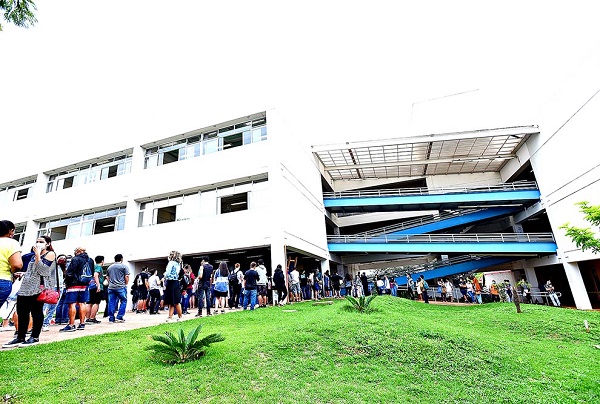 Estudantes preparam-se para a segunda fase da Unicamp