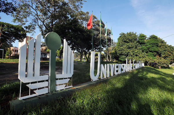 Universidade Estadual de Londrina, no Paraná